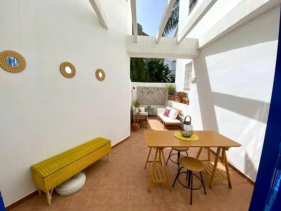 Luminoso Apartamento Con Patio Conil Centro Conil De La Frontera Apartment