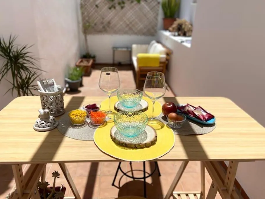 Luminoso Apartamento Con Patio Conil Centro Conil De La Frontera Spain